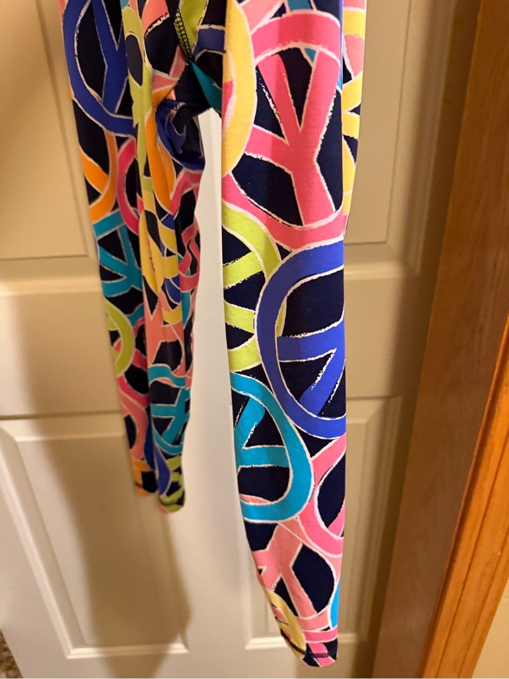 Lulu-B Leggings with Multicolor Peace Sign Print - Picture 11 of 11